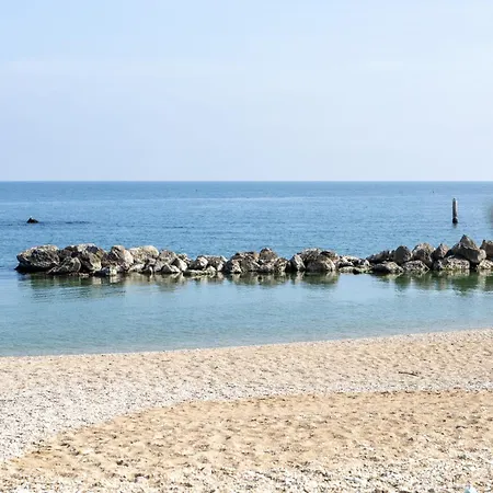 2 Prima Fila Mare Konukevi Porto Recanati